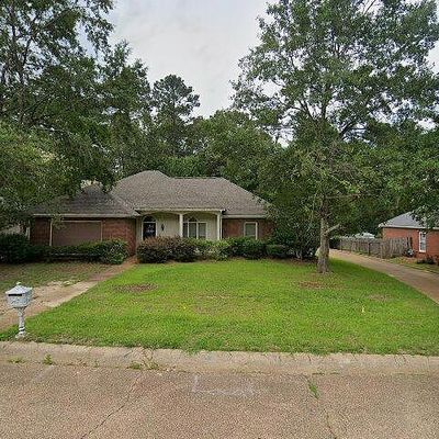 524 Cliffview Dr, Brandon, MS 39047