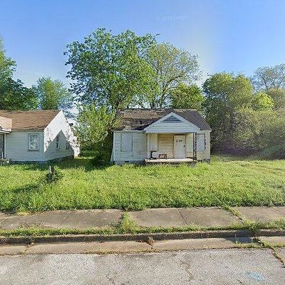 524 Burlington Cir, Memphis, TN 38127