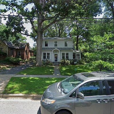 6605 44 Th Ave, University Park, MD 20782