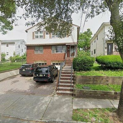 7 Housman Ct, Maplewood, NJ 07040