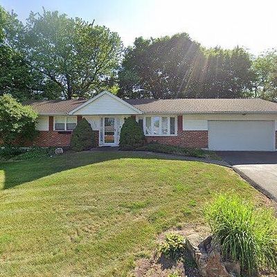 7028 Heather Rd, Macungie, PA 18062