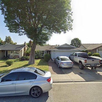 710 Chestnut Ave, Tracy, CA 95376