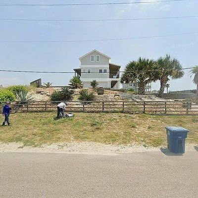 711 Sandcastle Dr, Port Aransas, TX 78373