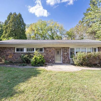 713 School Line Dr, King Of Prussia, PA 19406