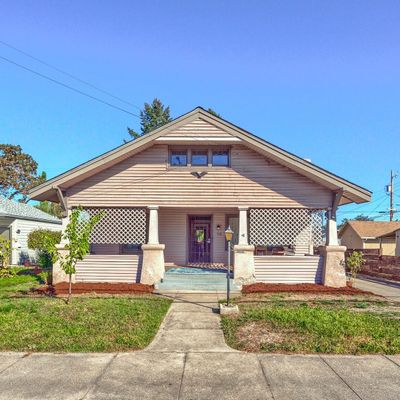 718 W 4 Th St, Medford, OR 97501