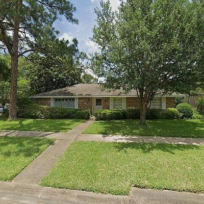 6118 Shadow Crest St, Houston, TX 77074