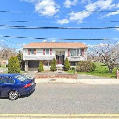 62 Marlborough Rd, Salem, MA 01970