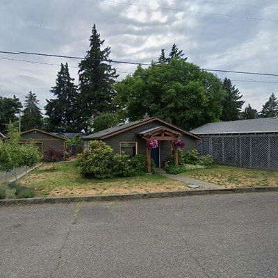 621 Ne Center St, White Salmon, WA 98672