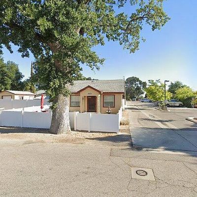 623 2 Nd St, Paso Robles, CA 93446