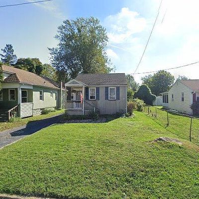 64 Cherry St, Tinton Falls, NJ 07724