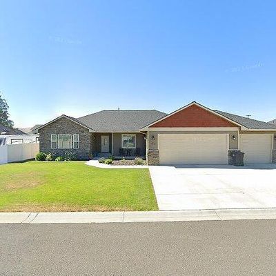 7906 Lyons Ln, Yakima, WA 98903