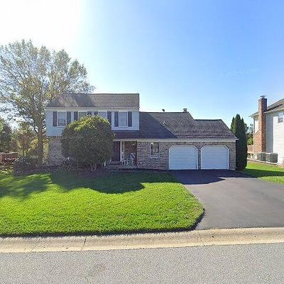 8 Ocheltree Dr, Wilmington, DE 19808