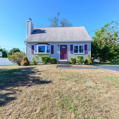 8 Roses Farm Rd, East Haven, CT 06512