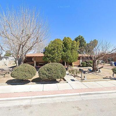 8033 Bowen Rd, El Paso, TX 79915