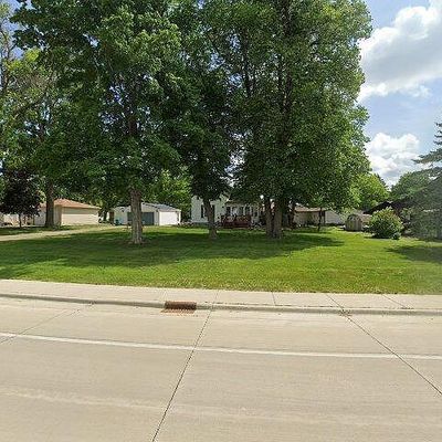 804 10 Th St Nw, Waseca, MN 56093