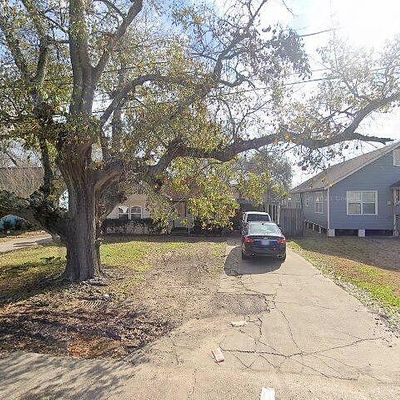 810 Avenue D, South Houston, TX 77587