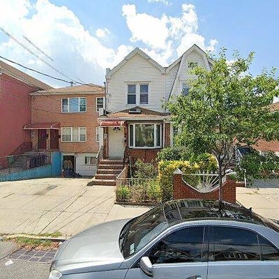 812 E 46 Th St, Brooklyn, NY 11203