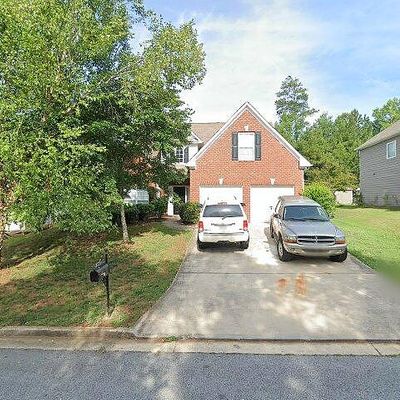 8285 Eastshore Dr, Union City, GA 30291