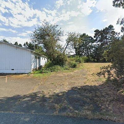 830 3 Rd St Se, Bandon, OR 97411