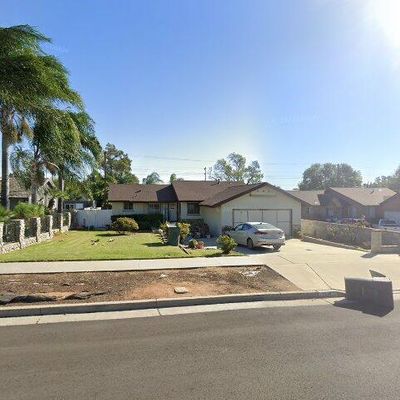 8514 Glencoe Dr, Riverside, CA 92504