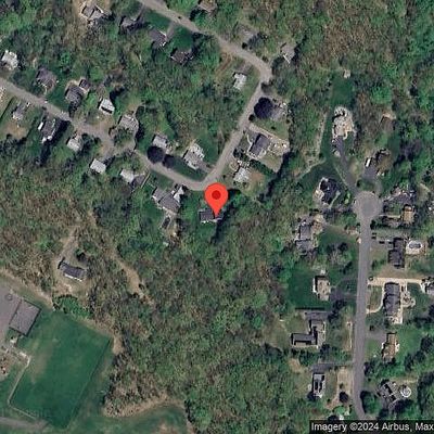 86 Beach Dr, Prospect, CT 06712