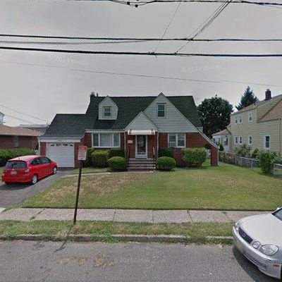 86 Martha Ave, Elmwood Park, NJ 07407