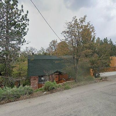 738 Villa Grove Ave, Big Bear Lake, CA 92315