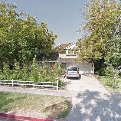 7401 Costello Ave, Van Nuys, CA 91405