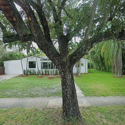 765 Ne 96 Th St, Miami Shores, FL 33138