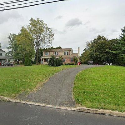 783 W County Line Rd, Hatboro, PA 19040