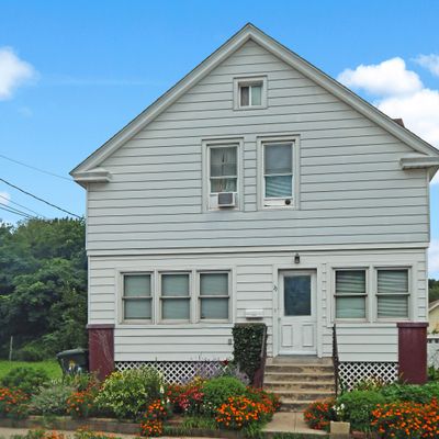 79 School St, New London, CT 06320