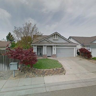 9340 Caulfield Dr, Elk Grove, CA 95758