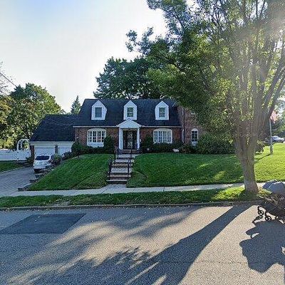 94 E Pierrepont Ave, Rutherford, NJ 07070