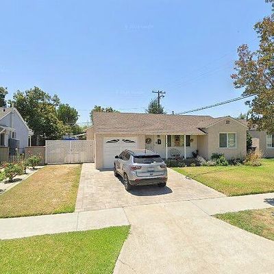 9438 Bradhurst St, Pico Rivera, CA 90660