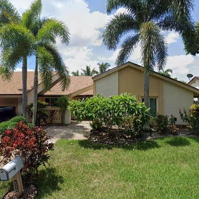 9450 Park Ln, Plantation, FL 33324