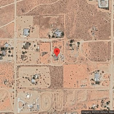 9471 Flora Vista Rd, Apple Valley, CA 92308