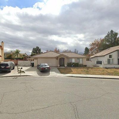 950 Shana Pl, San Jacinto, CA 92583