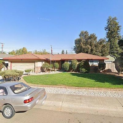 9541 Sara St, Elk Grove, CA 95624