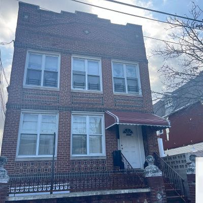 9606 Farragut Rd, Brooklyn, NY 11236