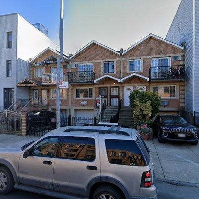 982 Decatur St, Brooklyn, NY 11207