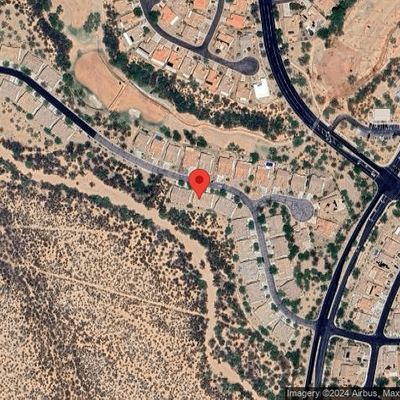 883 N Broken Hills Dr, Green Valley, AZ 85614