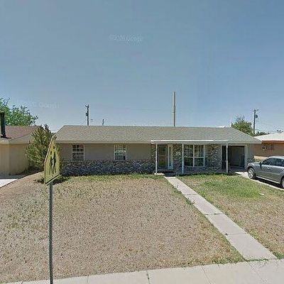 908 W Wildy St, Roswell, NM 88203