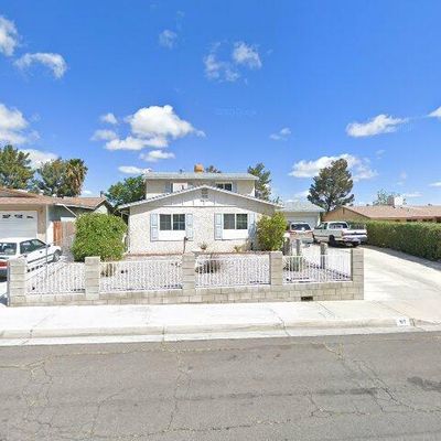 917 Cottonwood Dr, Barstow, CA 92311