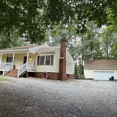 1021 Belsches Rd, Bumpass, VA 23024