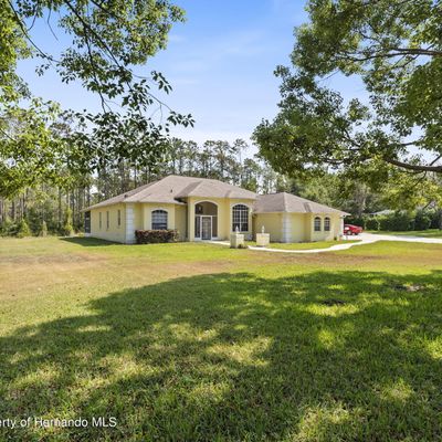 10251 Woodland Waters Blvd, Weeki Wachee, FL 34613