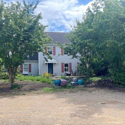 1027 Barrenridge Rd, Fishersville, VA 22939