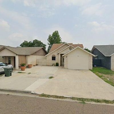 103 Baycliff Ln, Laredo, TX 78041