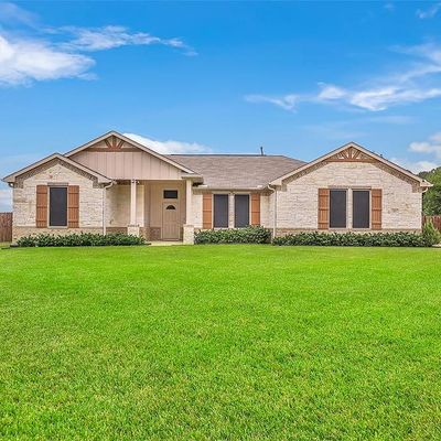 103 Jessica Dr, Dayton, TX 77535