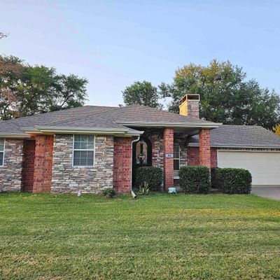 103 Memory Ln, Winnsboro, TX 75494