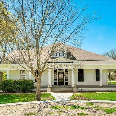 104 N Austin St, Rice, TX 75155